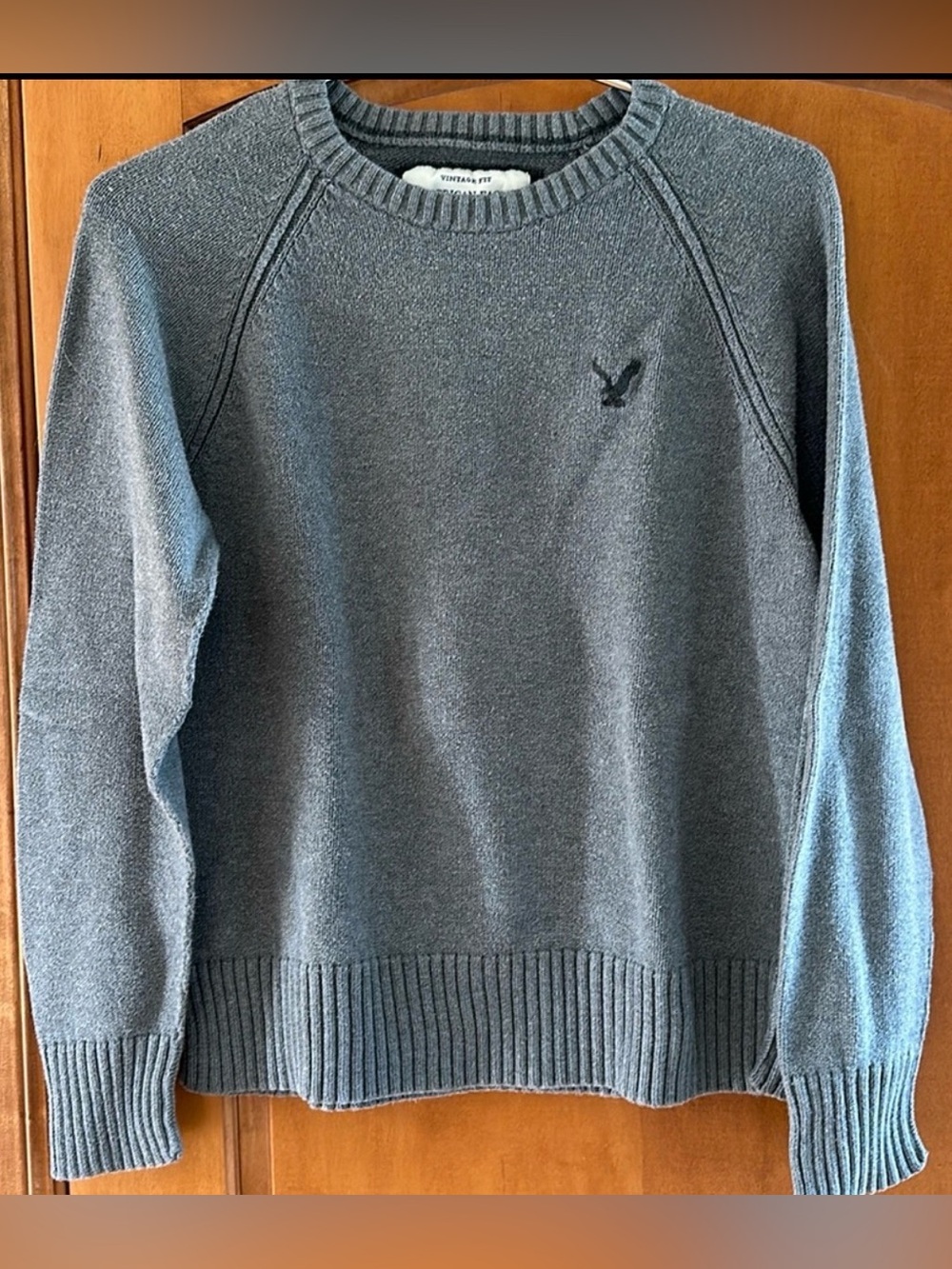 American Eagle Vintage Fit Crewneck Knit Sweater Gray Heathered Eagle Logo M